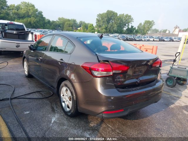 Photo 2 VIN: 3KPFK4A77HE142520 - KIA FORTE 