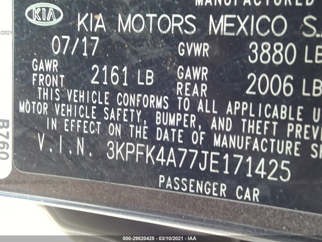 Photo 8 VIN: 3KPFK4A77JE171425 - KIA FORTE 