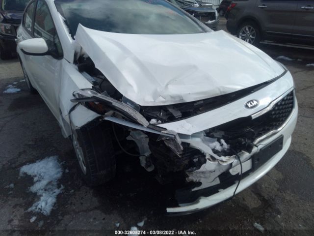 Photo 5 VIN: 3KPFK4A77JE171473 - KIA FORTE 