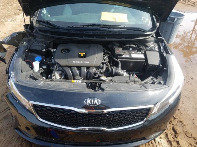 Photo 6 VIN: 3KPFK4A77JE190444 - KIA FORTE LX 