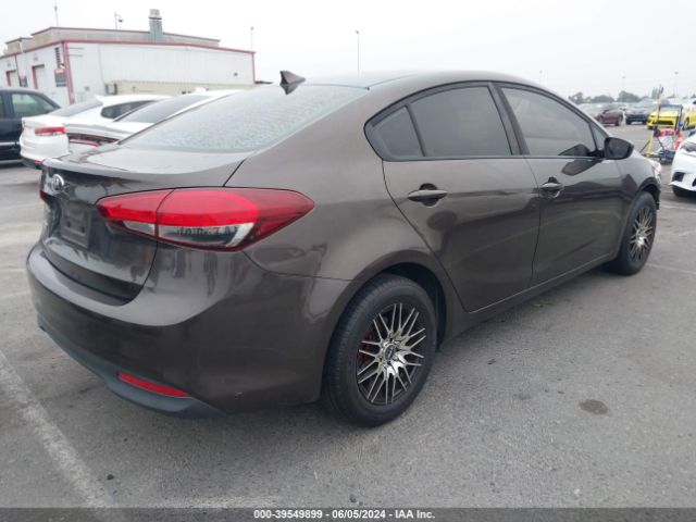 Photo 3 VIN: 3KPFK4A77JE201958 - KIA FORTE 