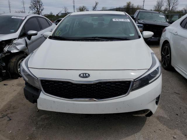 Photo 4 VIN: 3KPFK4A77JE235737 - KIA FORTE LX 