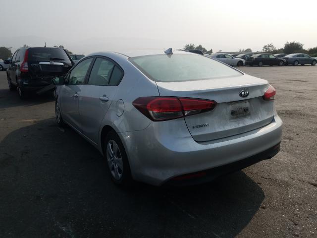 Photo 2 VIN: 3KPFK4A77JE270715 - KIA FORTE LX 