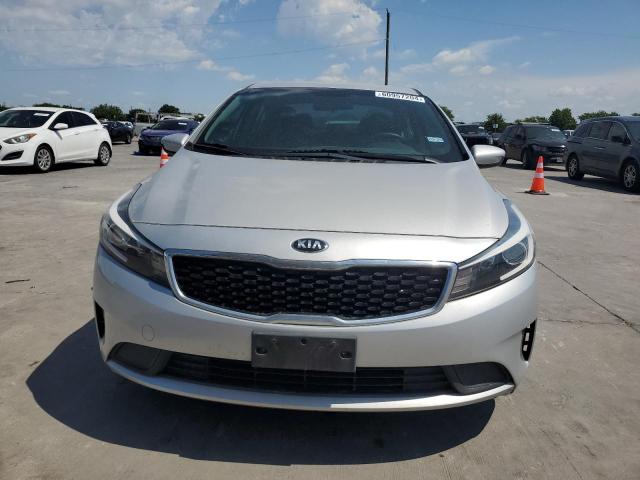 Photo 4 VIN: 3KPFK4A77JE276384 - KIA FORTE 