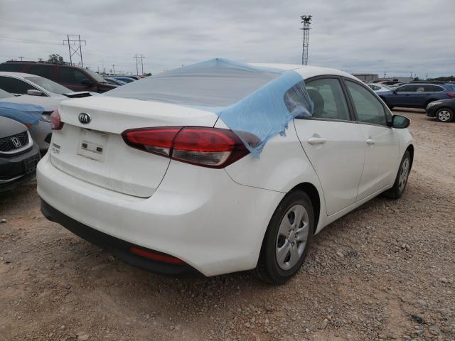 Photo 3 VIN: 3KPFK4A77JE276563 - KIA FORTE LX 