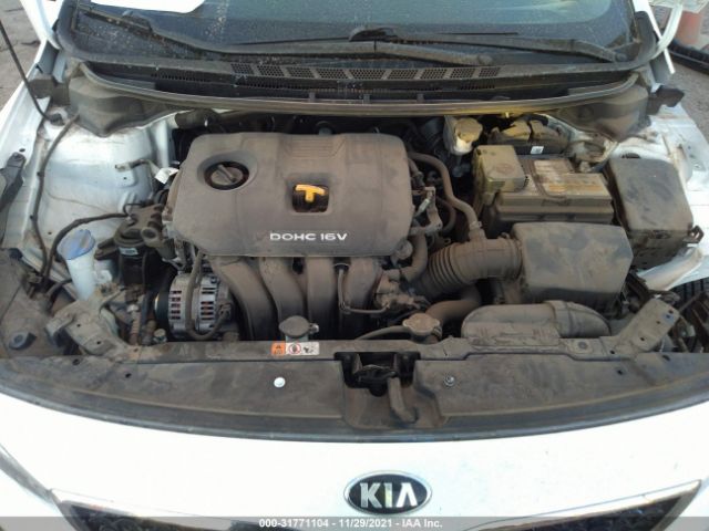 Photo 9 VIN: 3KPFK4A77JE283240 - KIA FORTE 