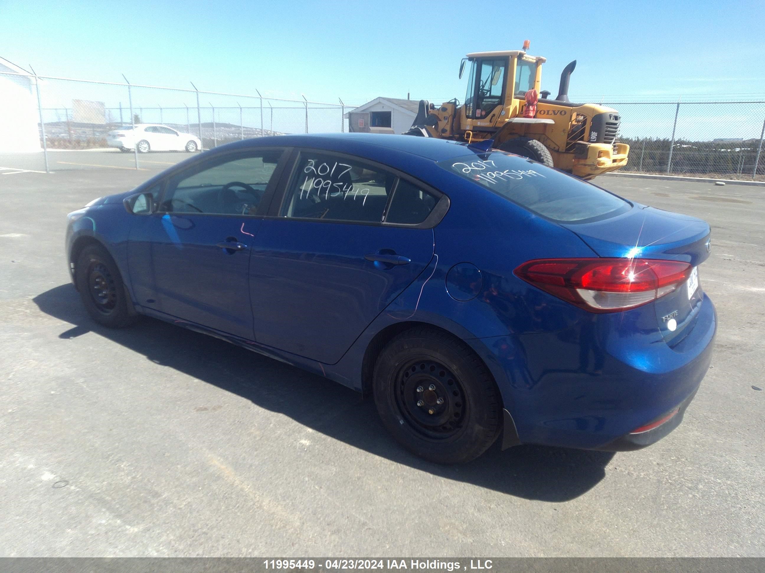 Photo 2 VIN: 3KPFK4A78HE008213 - KIA FORTE 