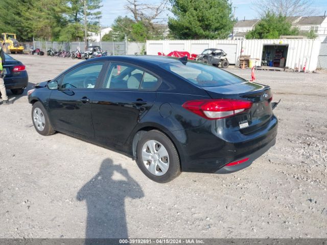 Photo 2 VIN: 3KPFK4A78HE023911 - KIA FORTE 