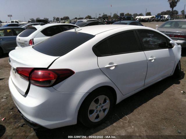 Photo 3 VIN: 3KPFK4A78HE034911 - KIA FORTE 