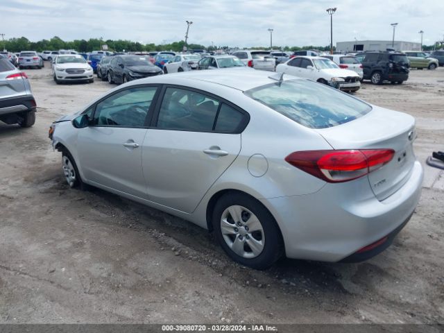 Photo 2 VIN: 3KPFK4A78HE047786 - KIA FORTE 