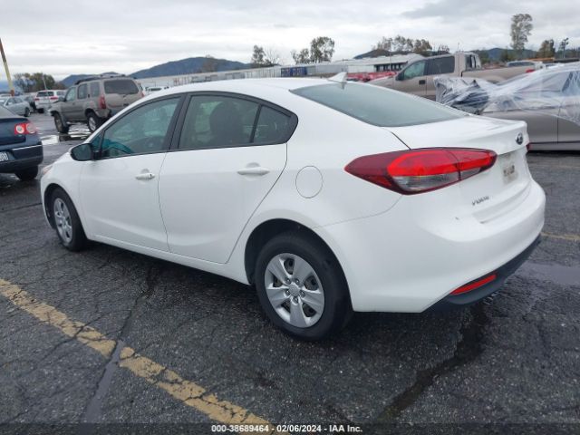 Photo 2 VIN: 3KPFK4A78HE050848 - KIA FORTE 