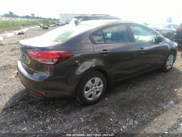 Photo 3 VIN: 3KPFK4A78HE061963 - KIA FORTE 