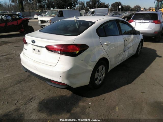 Photo 3 VIN: 3KPFK4A78HE062501 - KIA FORTE 