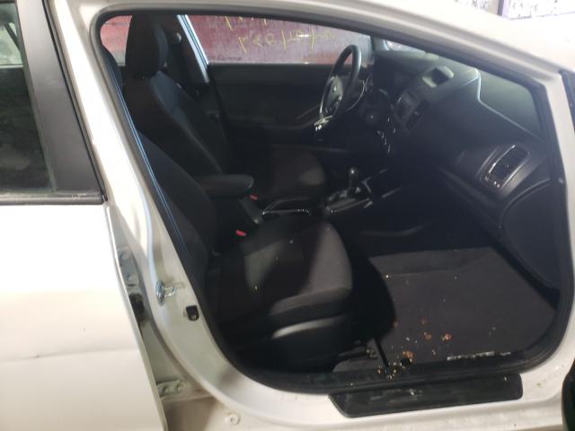 Photo 4 VIN: 3KPFK4A78HE115536 - KIA FORTE LX 