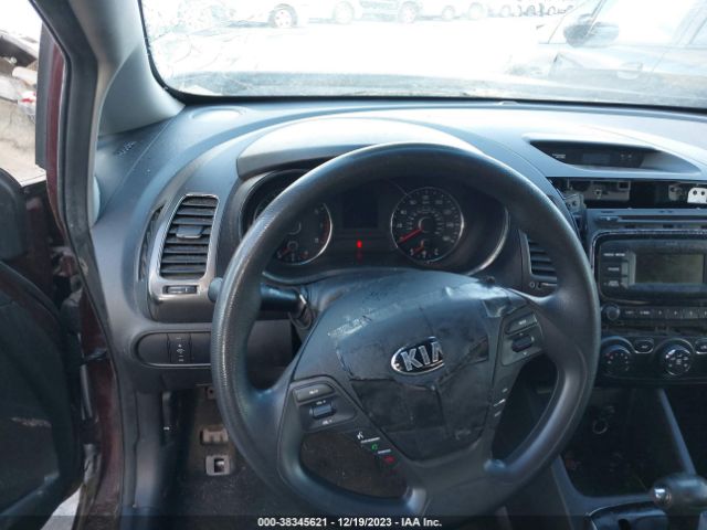 Photo 6 VIN: 3KPFK4A78HE126391 - KIA FORTE 