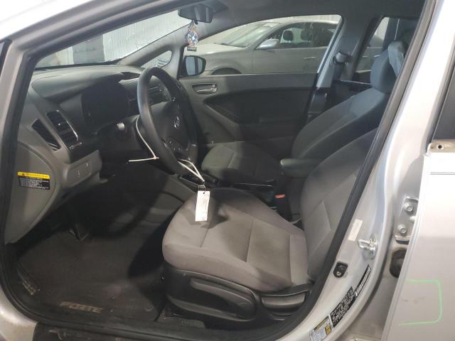 Photo 6 VIN: 3KPFK4A78HE134118 - KIA FORTE LX 