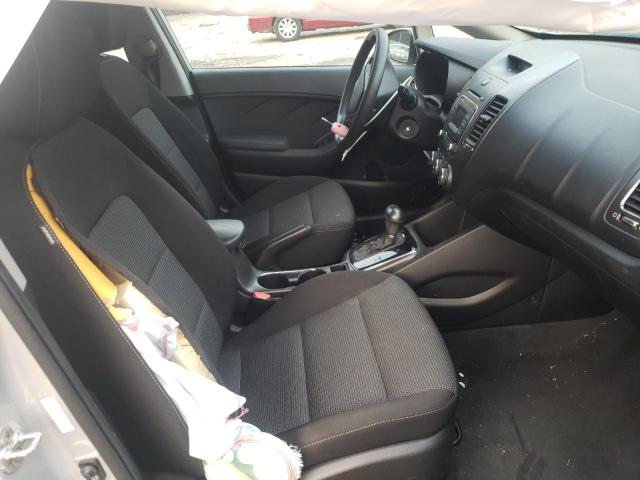 Photo 4 VIN: 3KPFK4A78HE151291 - KIA FORTE LX 