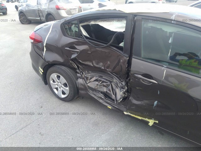 Photo 5 VIN: 3KPFK4A78HE158385 - KIA FORTE 