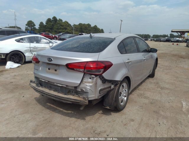 Photo 3 VIN: 3KPFK4A78JE165505 - KIA FORTE 