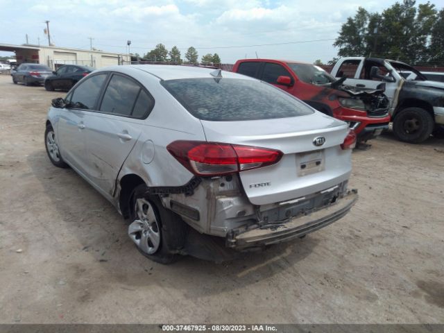 Photo 5 VIN: 3KPFK4A78JE165505 - KIA FORTE 