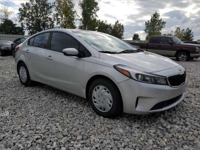 Photo 3 VIN: 3KPFK4A78JE181199 - KIA FORTE 