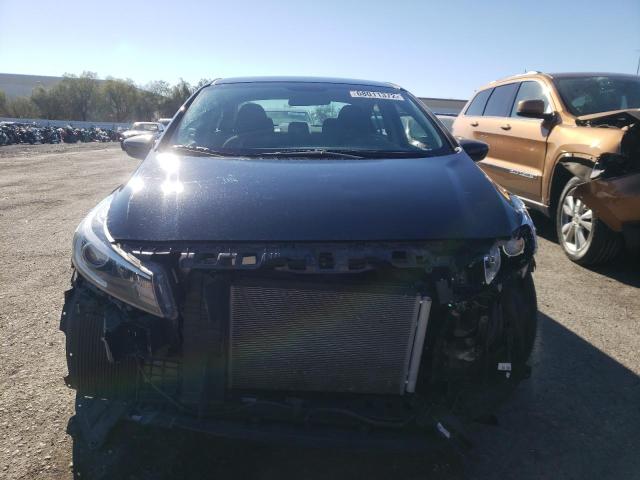 Photo 4 VIN: 3KPFK4A78JE182319 - KIA FORTE LX 