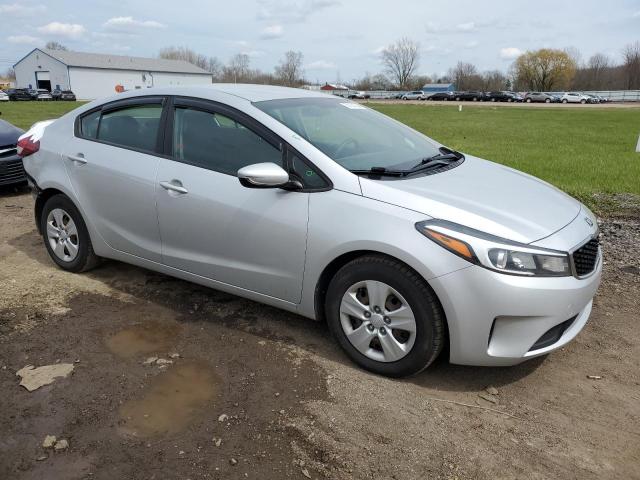 Photo 3 VIN: 3KPFK4A78JE188900 - KIA FORTE 