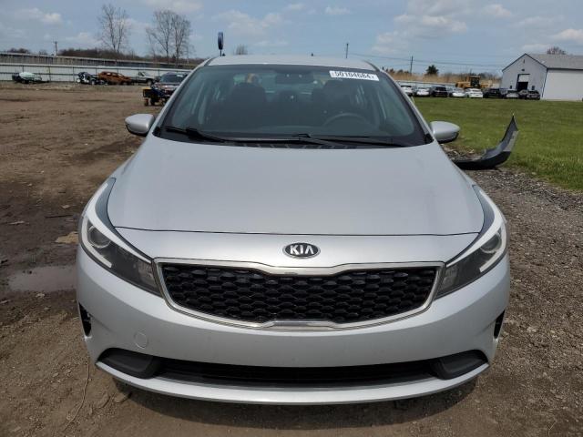 Photo 4 VIN: 3KPFK4A78JE188900 - KIA FORTE 