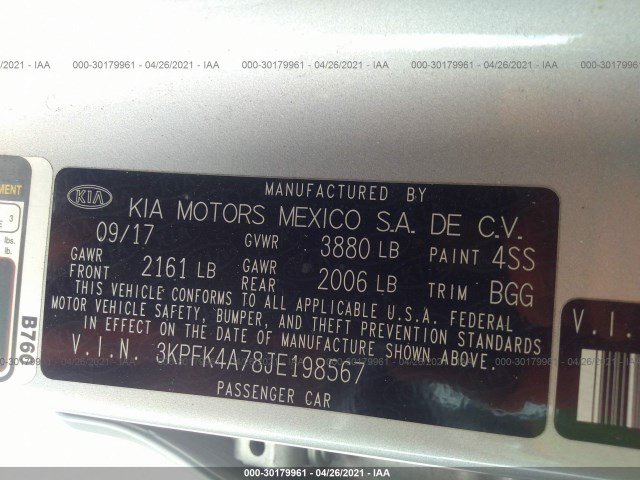 Photo 8 VIN: 3KPFK4A78JE198567 - KIA FORTE 