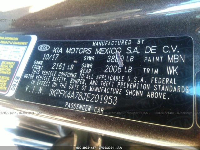 Photo 8 VIN: 3KPFK4A78JE201953 - KIA FORTE 