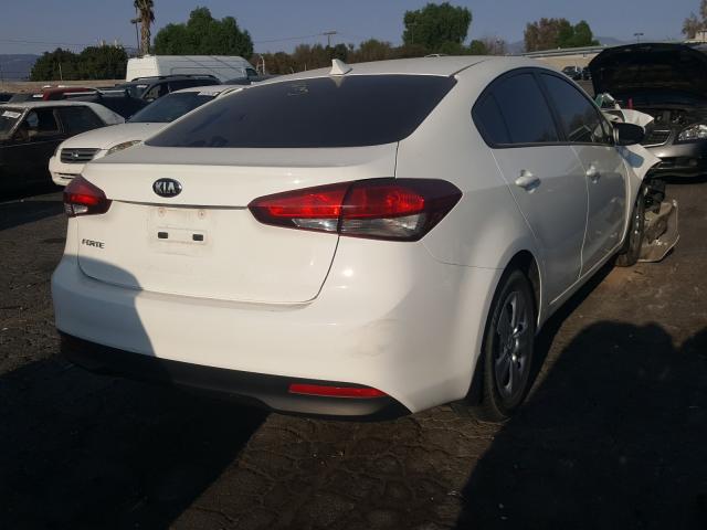 Photo 3 VIN: 3KPFK4A78JE214301 - KIA FORTE LX 