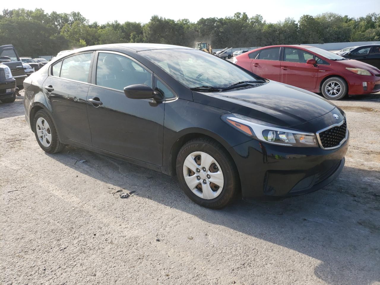 Photo 3 VIN: 3KPFK4A78JE224018 - KIA FORTE 