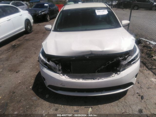 Photo 5 VIN: 3KPFK4A78JE228781 - KIA FORTE 