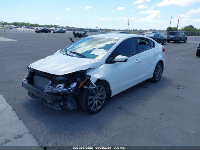 Photo 1 VIN: 3KPFK4A78JE236007 - KIA FORTE 