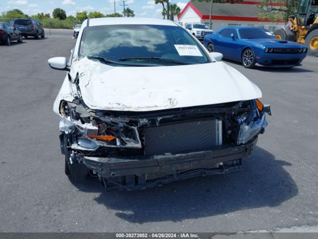 Photo 5 VIN: 3KPFK4A78JE236007 - KIA FORTE 