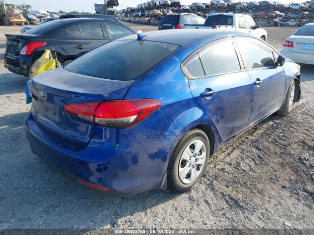 Photo 3 VIN: 3KPFK4A78JE258637 - KIA FORTE 