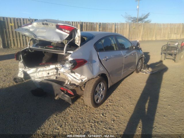 Photo 3 VIN: 3KPFK4A78JE270786 - KIA FORTE 