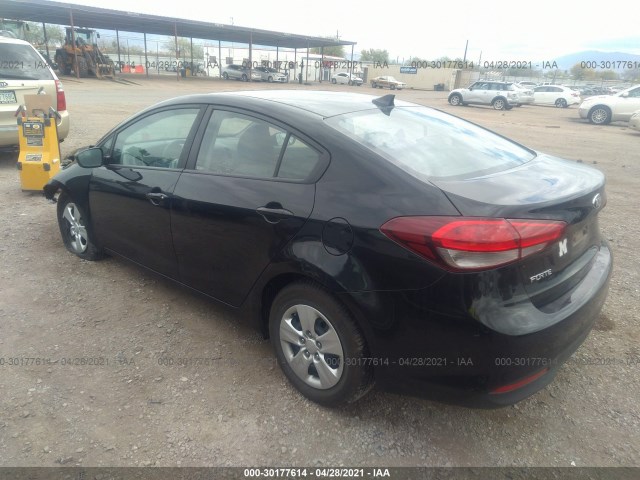 Photo 2 VIN: 3KPFK4A78JE272859 - KIA FORTE 