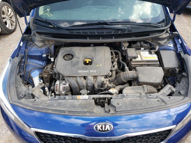 Photo 6 VIN: 3KPFK4A78JE273803 - KIA FORTE LX 