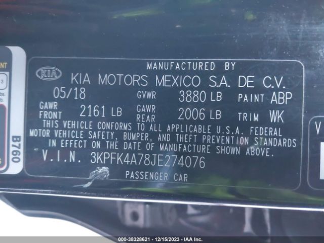 Photo 8 VIN: 3KPFK4A78JE274076 - KIA FORTE 