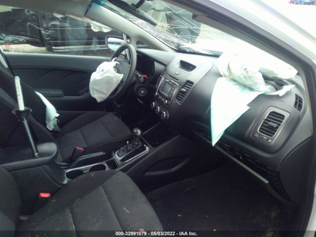 Photo 4 VIN: 3KPFK4A78JE283330 - KIA FORTE 