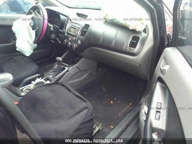 Photo 4 VIN: 3KPFK4A79HE011931 - KIA FORTE 