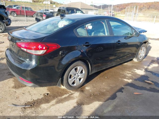 Photo 3 VIN: 3KPFK4A79HE015137 - KIA FORTE 