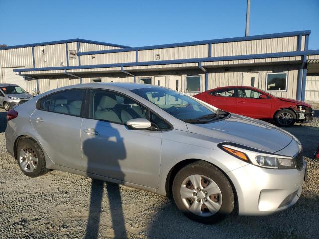 Photo 3 VIN: 3KPFK4A79HE019897 - KIA FORTE LX 