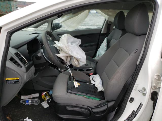 Photo 6 VIN: 3KPFK4A79HE025067 - KIA FORTE LX 