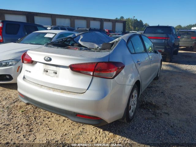 Photo 3 VIN: 3KPFK4A79HE054973 - KIA FORTE 