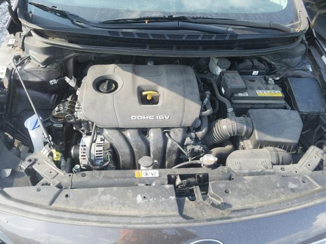 Photo 6 VIN: 3KPFK4A79HE061194 - KIA FORTE LX 