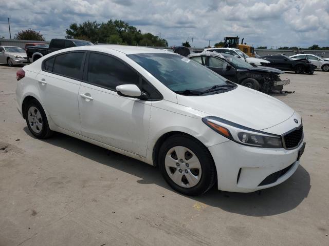 Photo 3 VIN: 3KPFK4A79HE068792 - KIA FORTE LX 