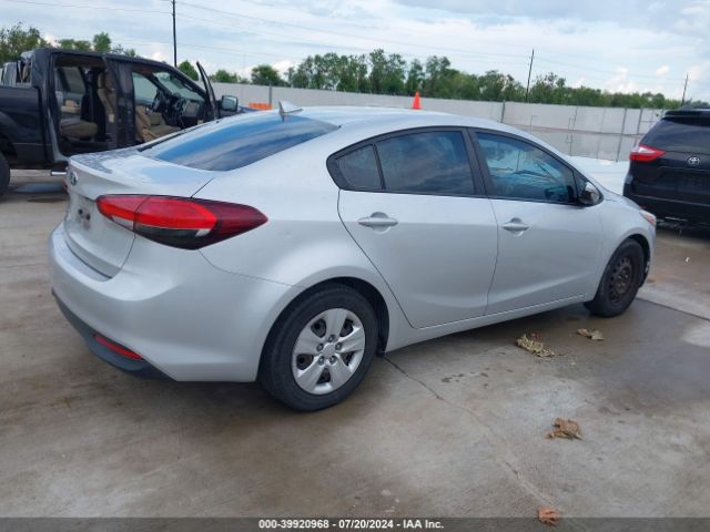 Photo 3 VIN: 3KPFK4A79HE079176 - KIA FORTE 