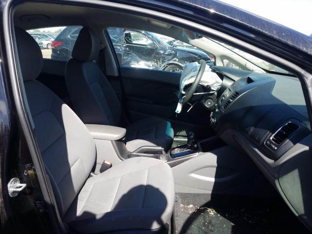 Photo 4 VIN: 3KPFK4A79HE085401 - KIA FORTE LX 